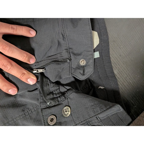 Athleta Womens Black Cargo Jogger Pants Ripstop Hiking Travel Size 8 - Picture 10 of 14